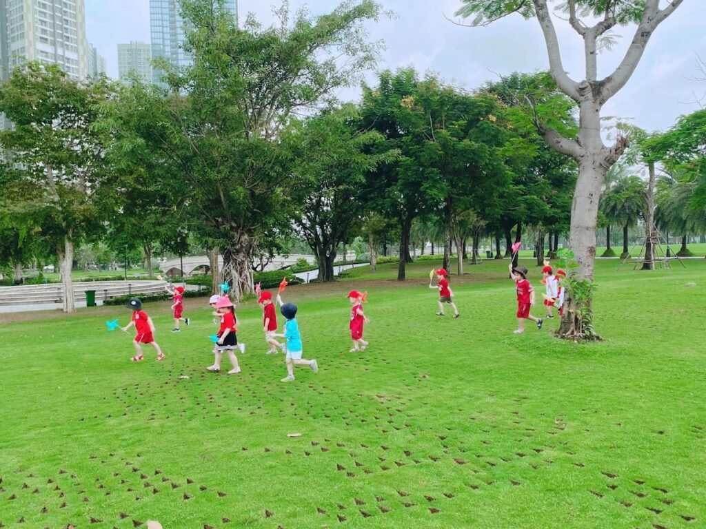 Công viên Đặng Thùy Trâm - Nơi vui chơi cho trẻ nhỏ