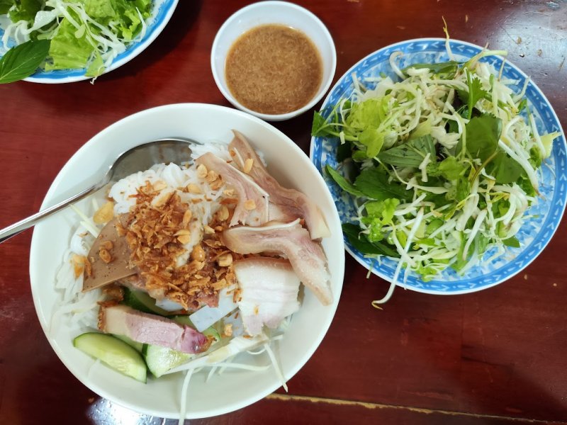 Mì Quảng & Bún Chả Cá Đà Nẵng